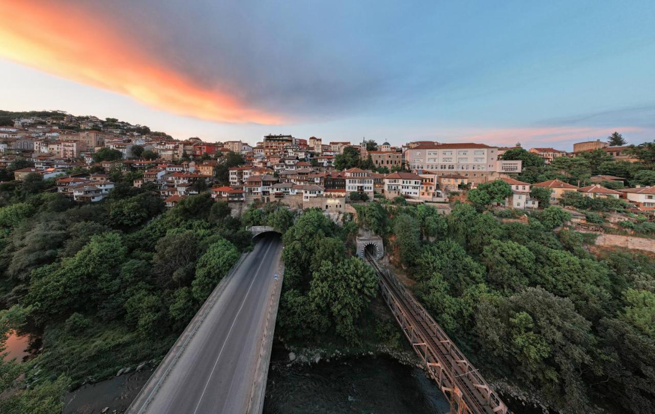 Bridges Residence Veliko Tárnovo Exterior foto